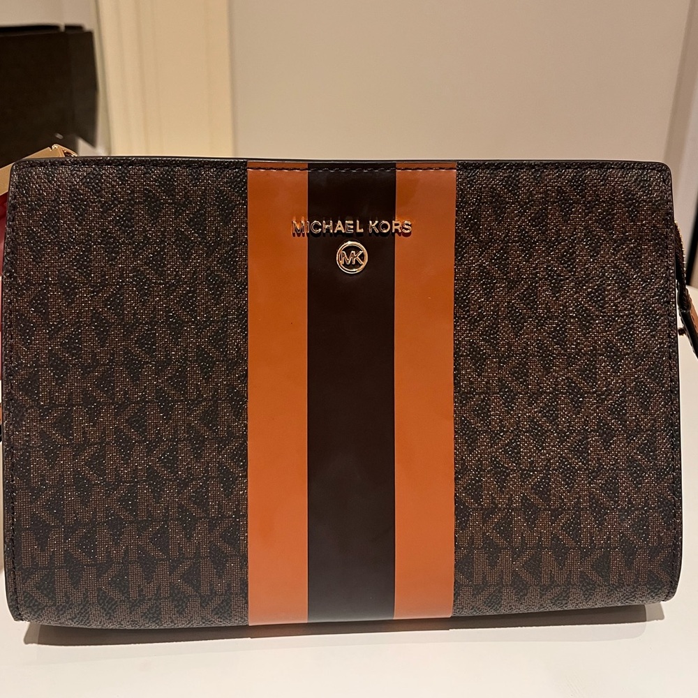 Michael Kors Logo Bag Wristlet